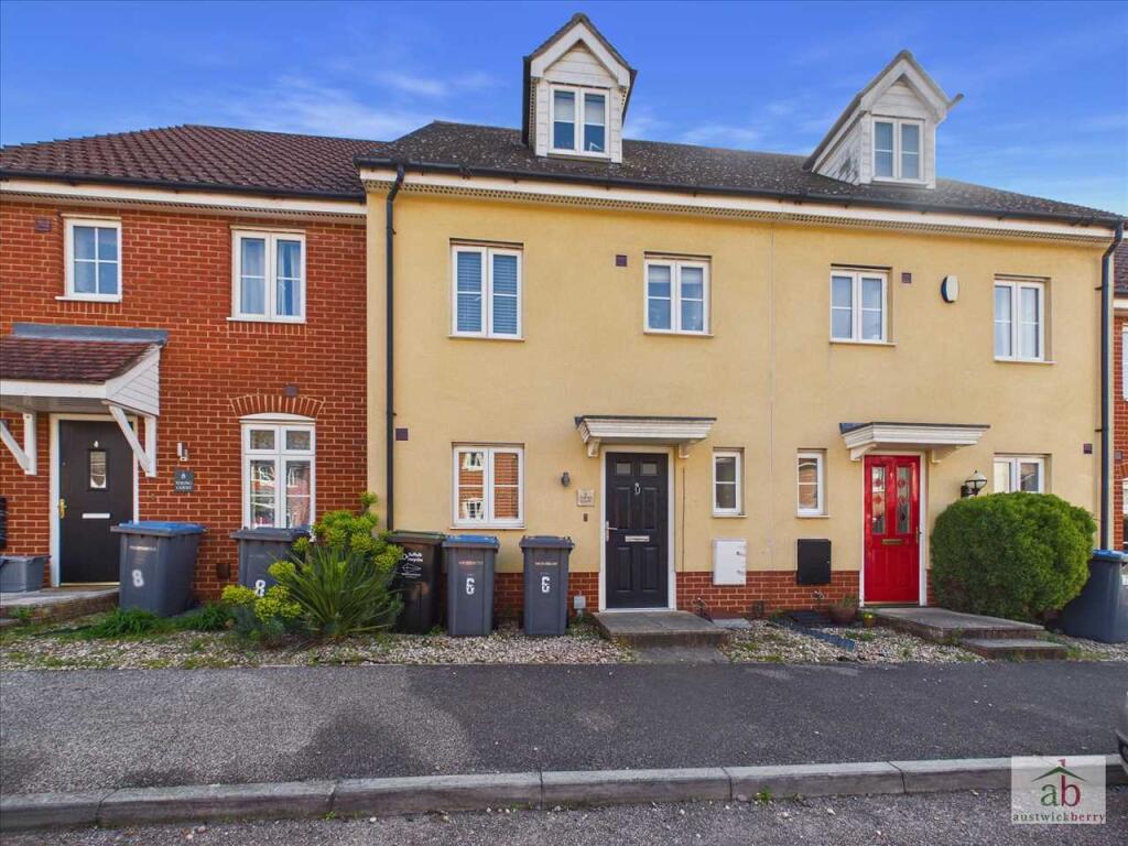 3-bed house on Turing Court, Grange Farm, Kesgrave, £297,500