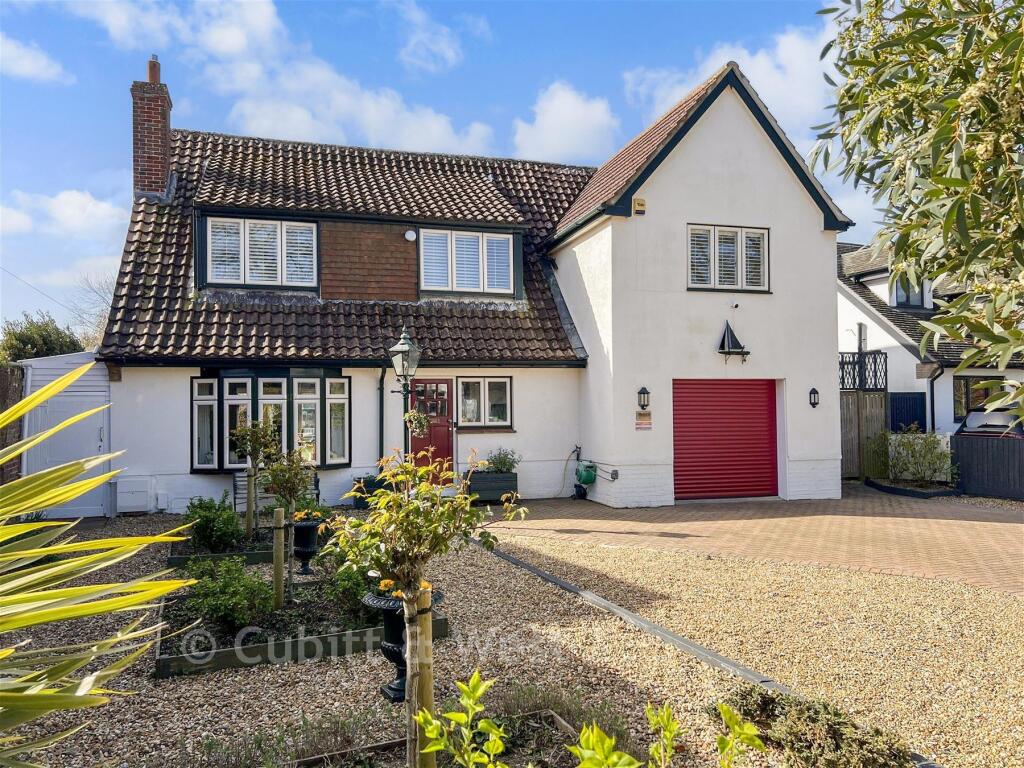 Main image of property: Bacon Lane, Hayling Island, Hampshire