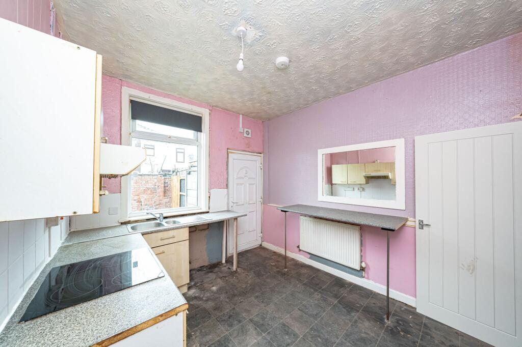 House in Wigan, Hindley Green - View 4