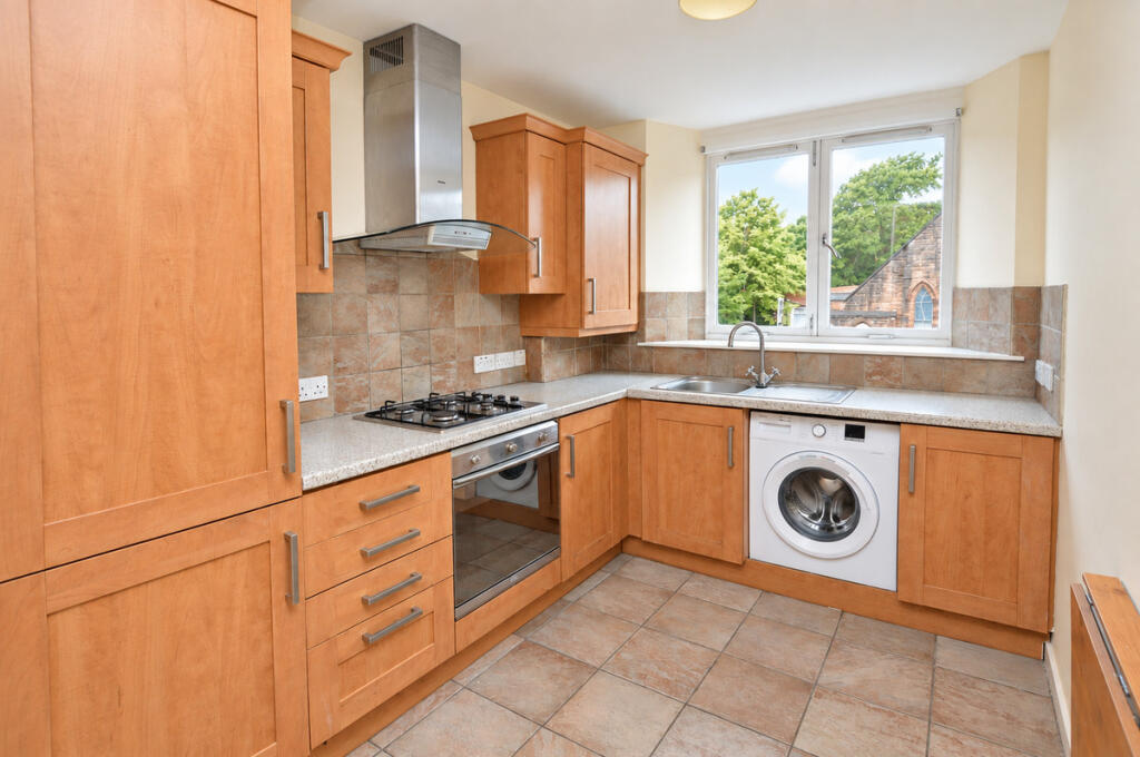 Apartment in Rutherglen, Clincarthill - More