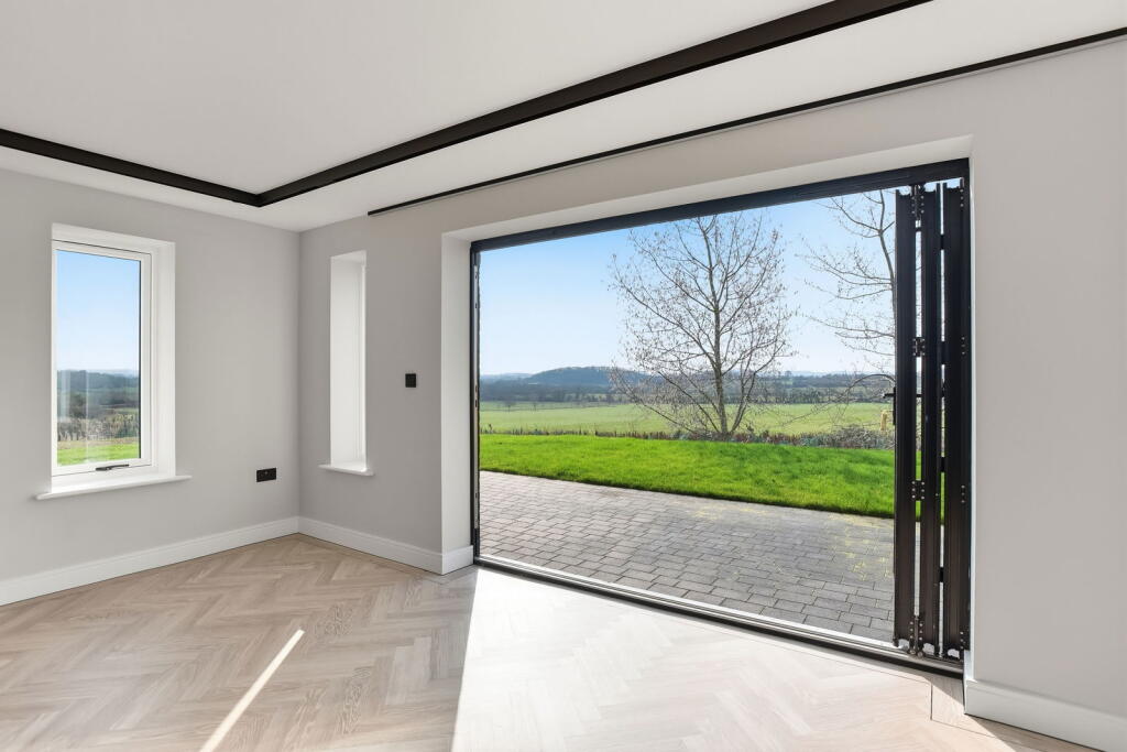 Additional image 10 of VALE VIEW, Wawensmere Road, Wootton Wawen, Henley-In-Arden, Warwickshire, B95 6BW