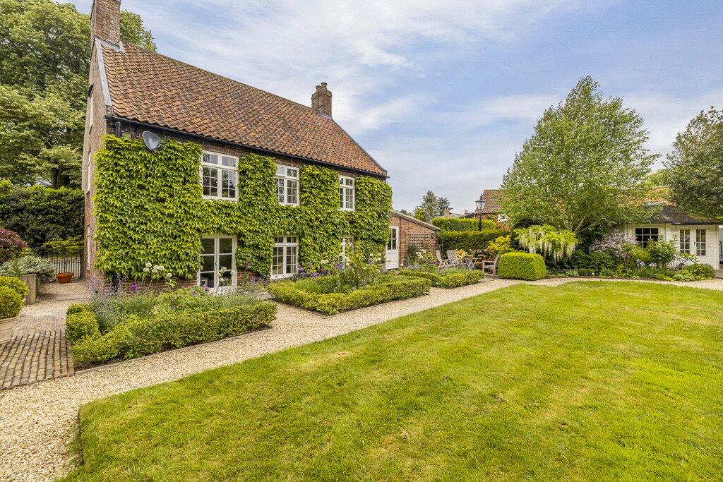 Main image of property: Main Road, Hundleby, Spilsby, Lincolnshire, PE23