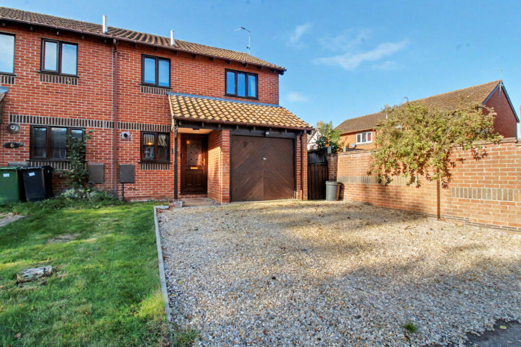 Main image of property: Anson Close, Norwich, NR9 3