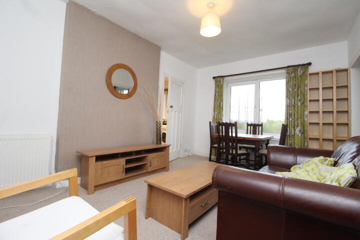Apartment in Glasgow - View 3