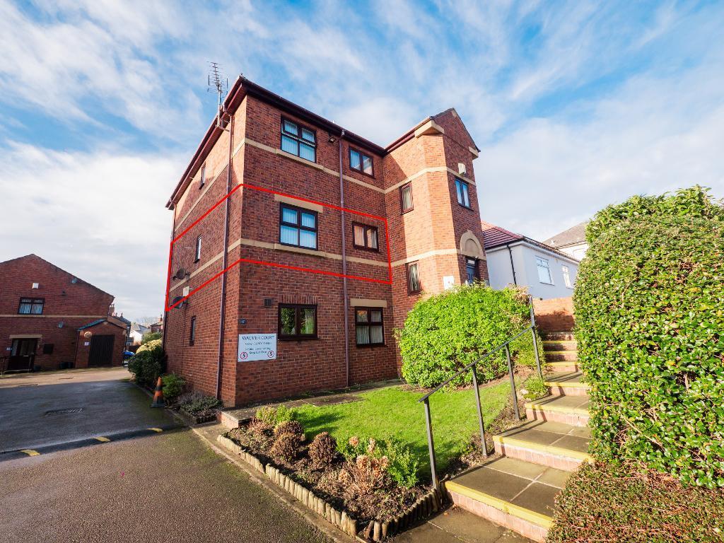 Main image of property: Walmer Court, Birkdale, Southport, Merseyside, PR8 4SW