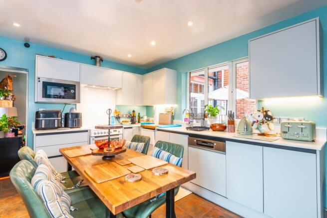 Dining Kitchen