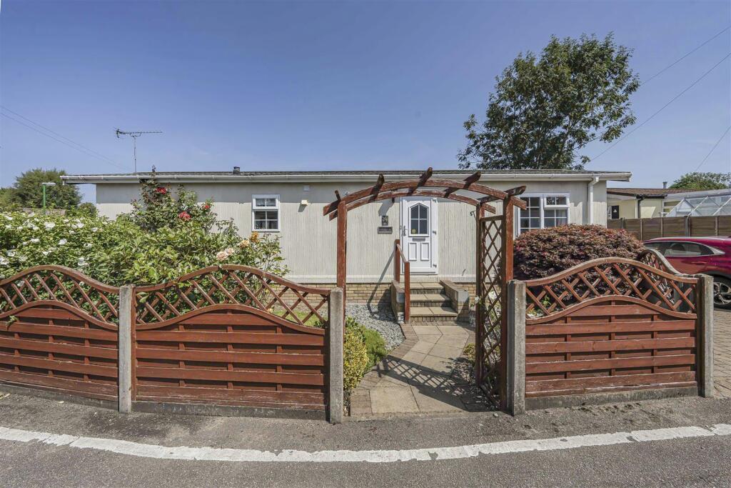 Main image of property: Frogmore Home Park, St. Albans