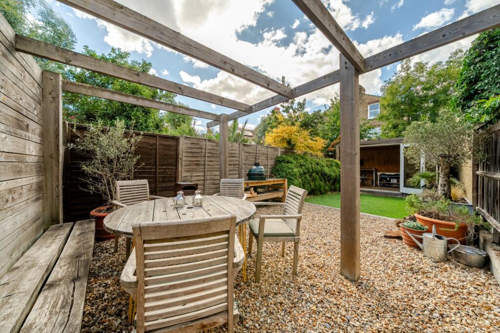 Apartment in London, Balham - More