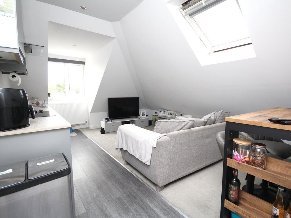 Apartment in Bournemouth - View 3