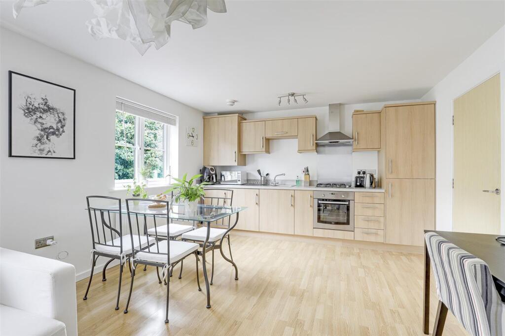 Wakefield Close, Nottingham, NG11 photo 2