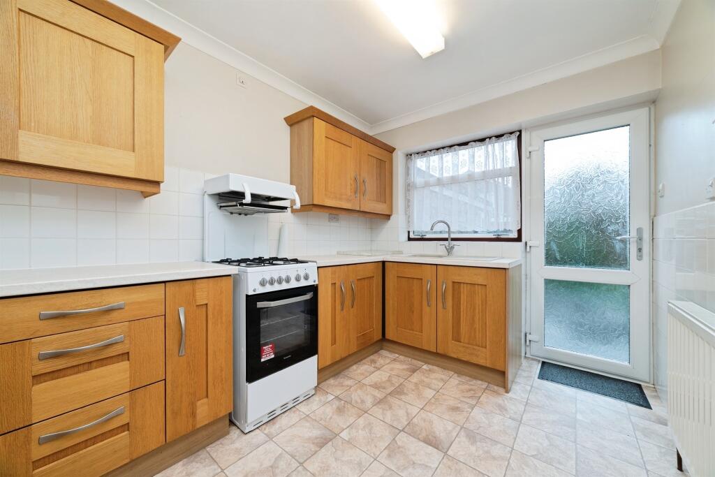 Gloucester Road, Willerby, Hull photo 4