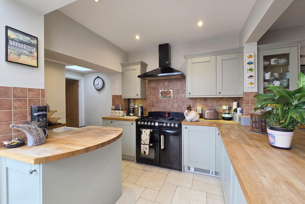 House in Southampton - View 3