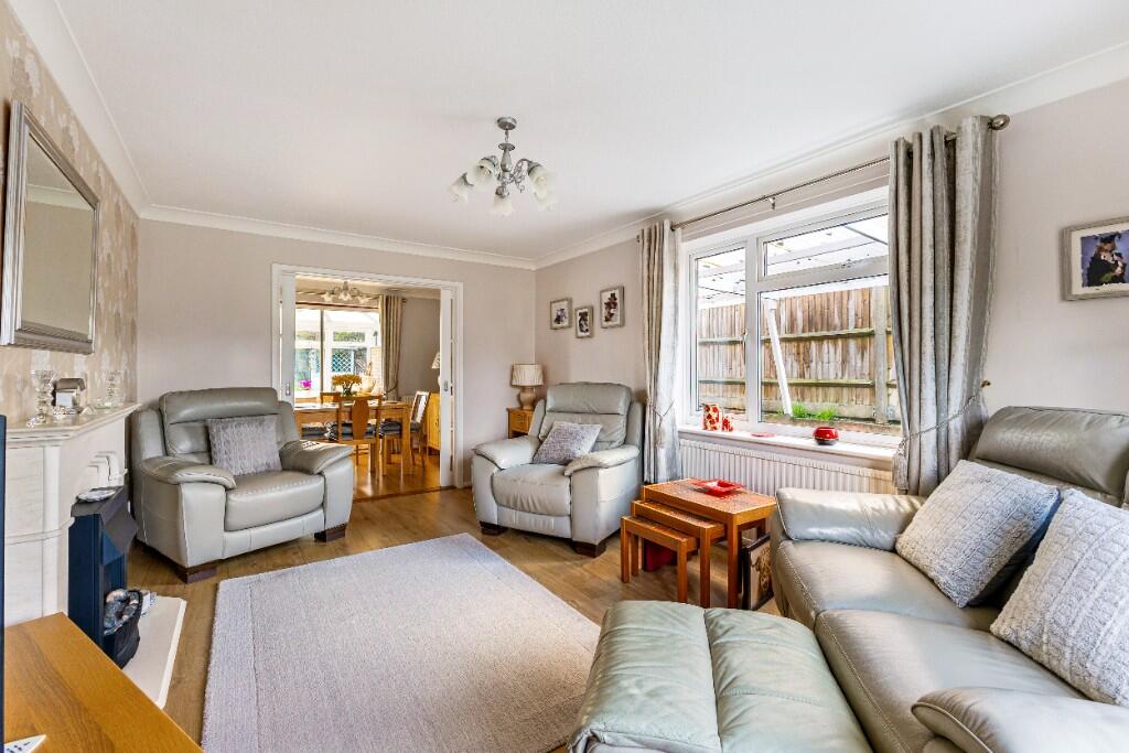 Homefield Way, Hungerford, Berkshire, RG17 0JZ photo 4
