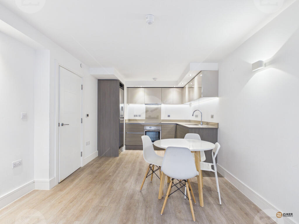 Apartment in London - View 3