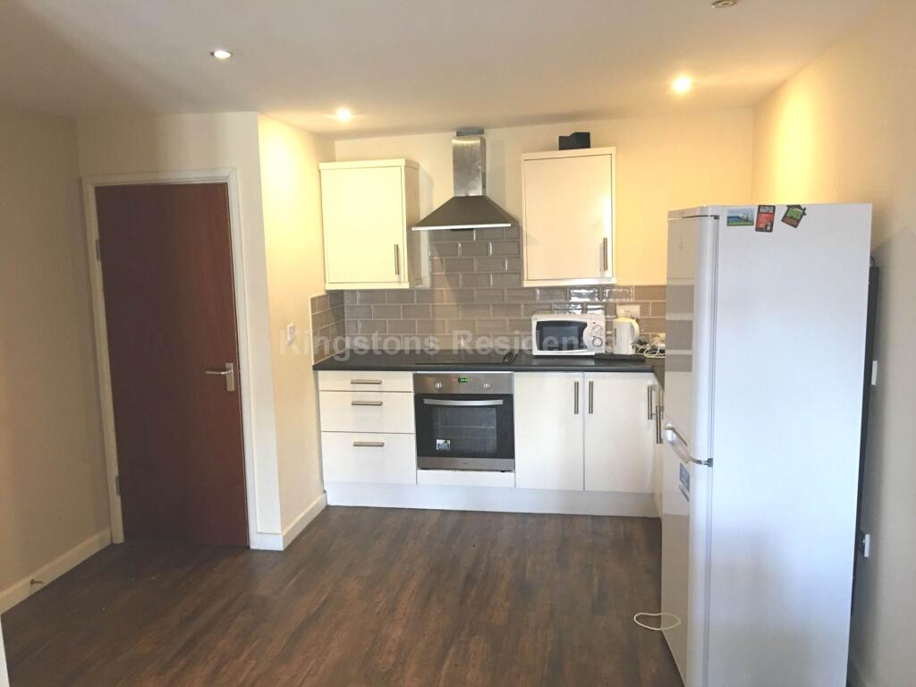 Main image of property: 4 Bedroom Flat at Miskin Street, Cathays, Cardiff, CF24 4AP