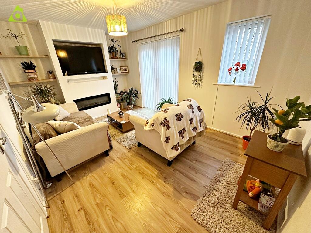 Meadow Walk, Farnworth, BL4 0AF photo 3