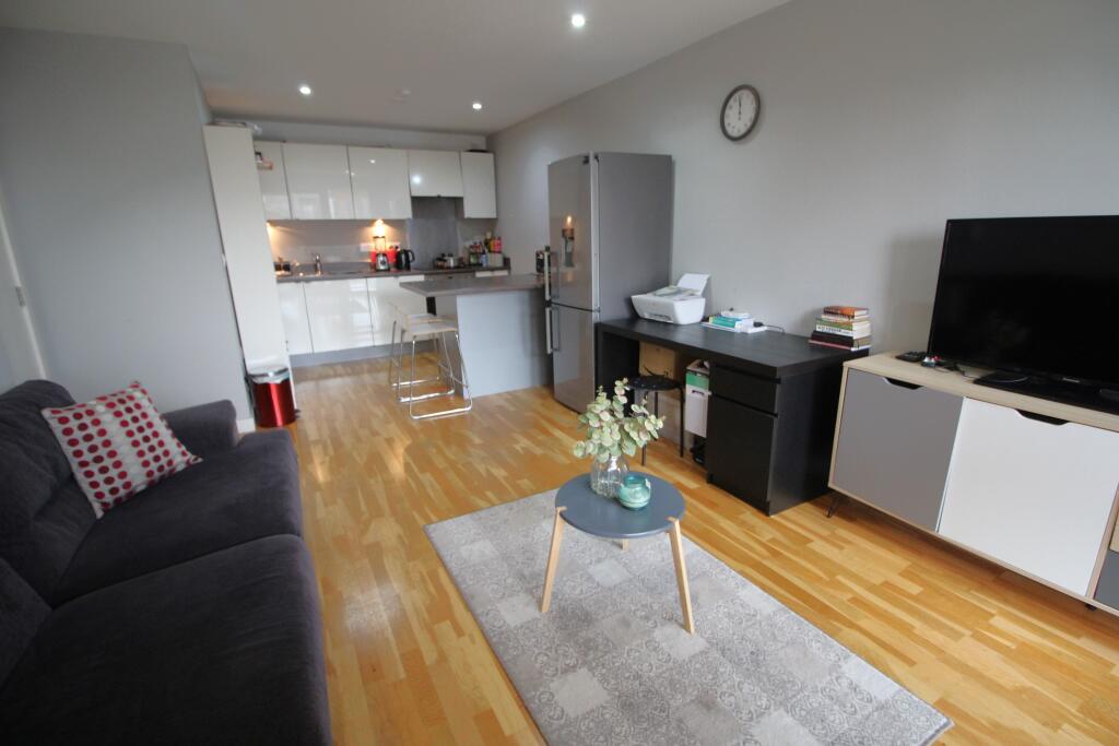 Apartment in Bolton - View 3