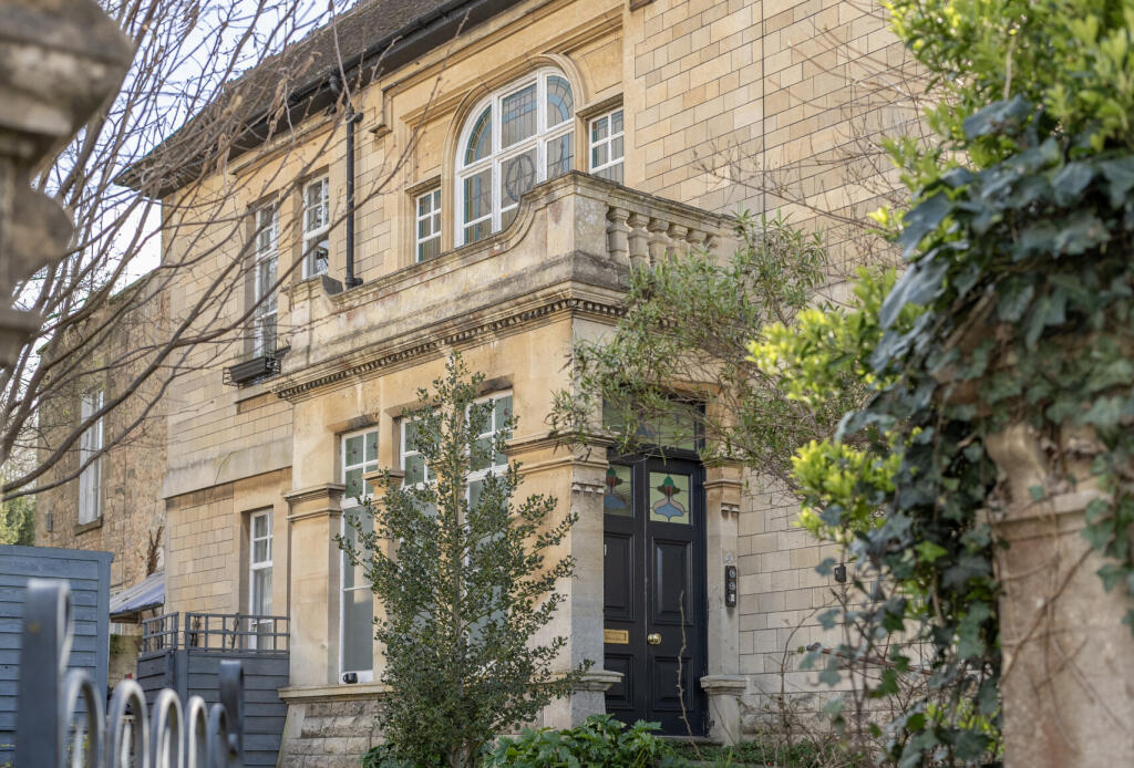 Main image of property: Devonshire Place, Bath, Somerset, BA2