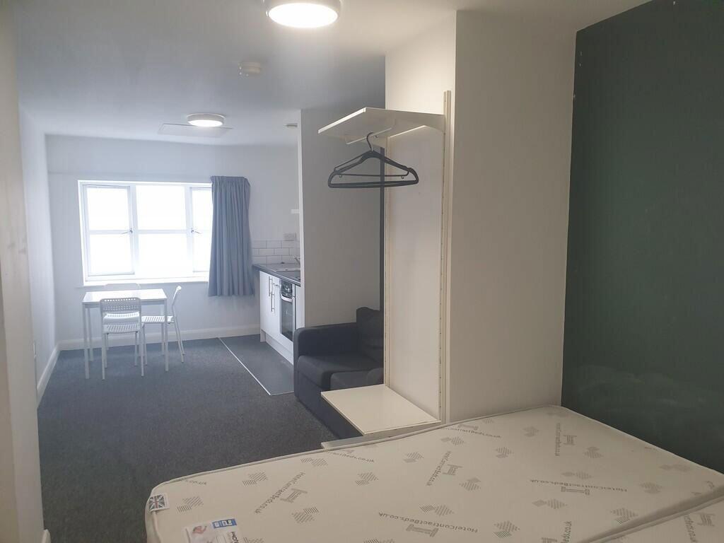 Apartment in Liverpool - View 2