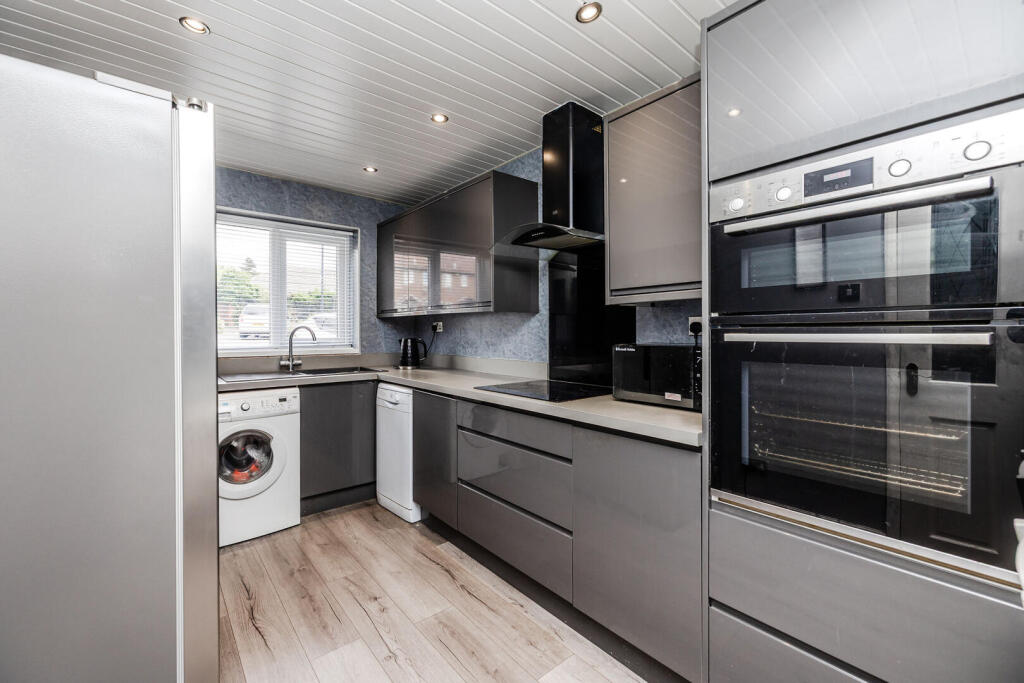 House in Newcastle upon Tyne, Tyne and Wear - More