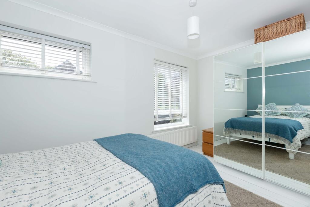 Swan Close Storrington, Storrington, Pulborough, RH20 photo 4