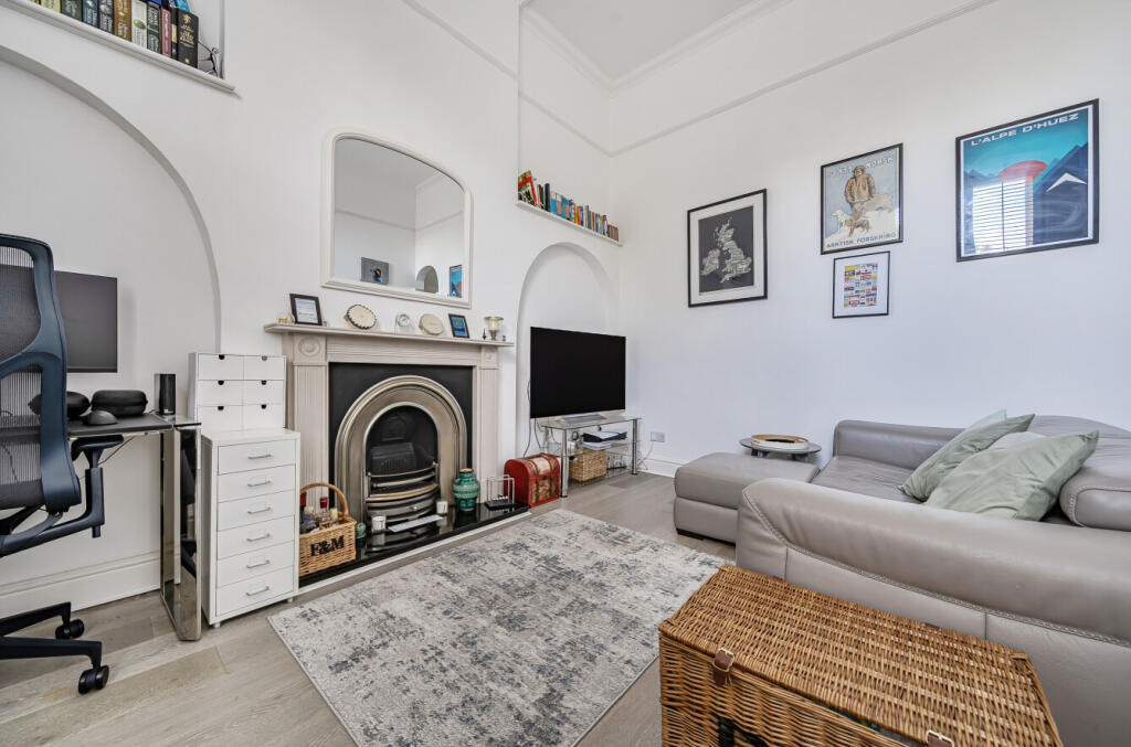 Main image of property: Leicester Road, New Barnet, Hertfordshire, EN5