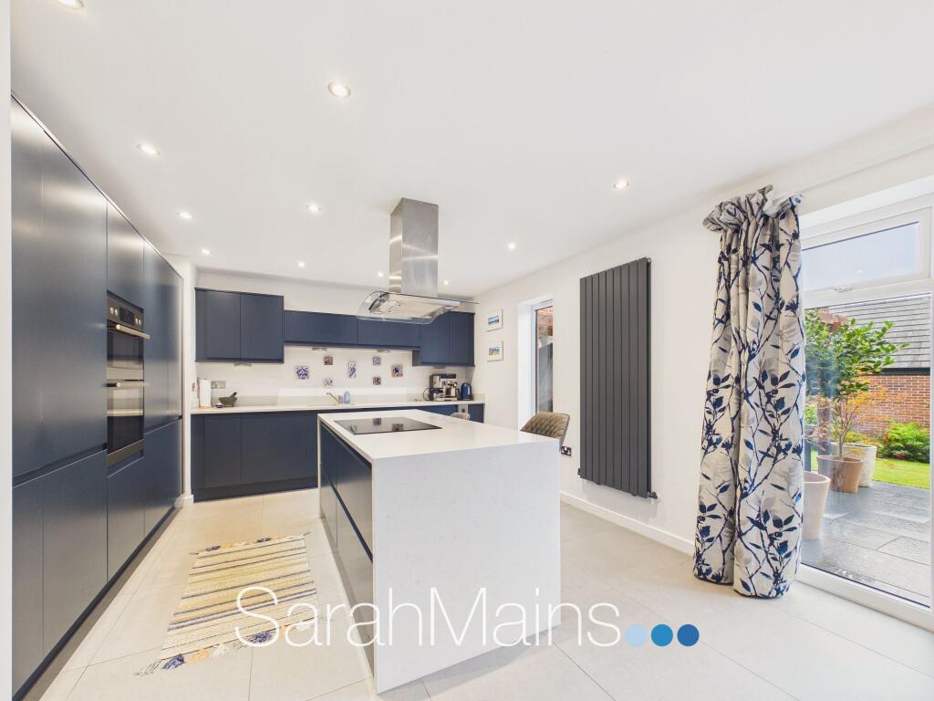 House in Newcastle upon Tyne - View 3