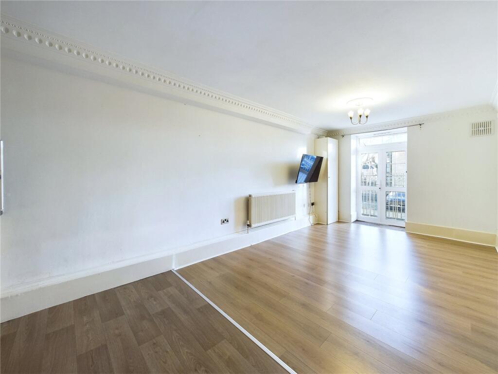 Apartment in London - View 3