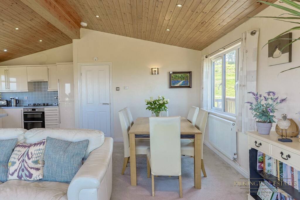 WhItsand Bay, Cornwall, PL10 photo 4