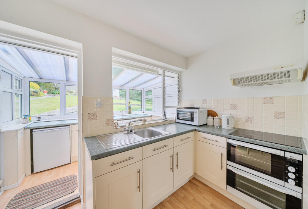 House in Radstock, Fox Hills - More