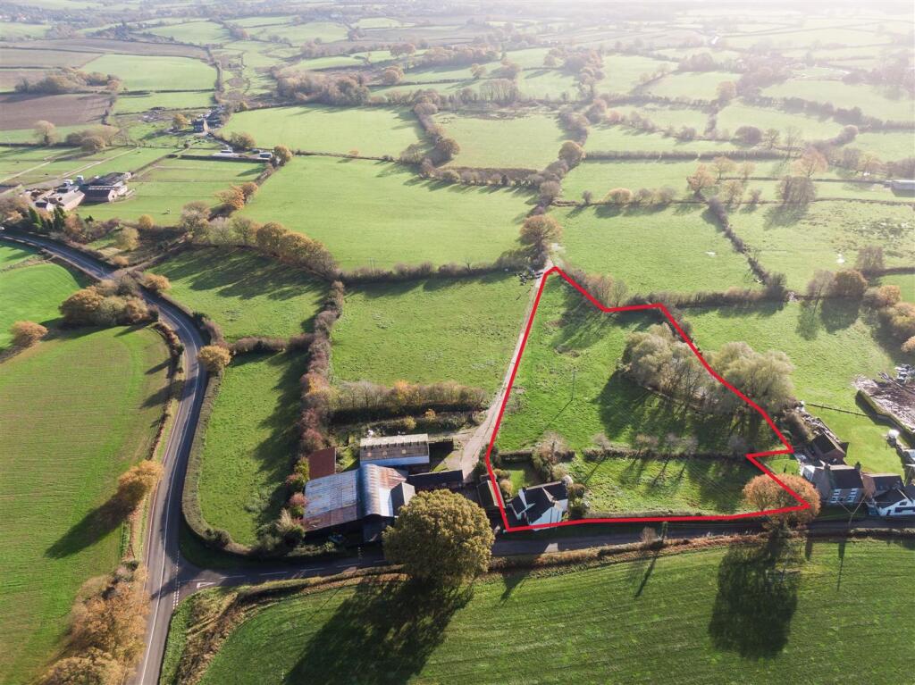 Main image of property: Carr House Farm, Carr Lane, Audley, Stoke-On-Trent