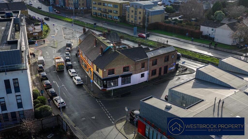 Main image of property: Baddow Road, Chelmsford, Essex, CM2