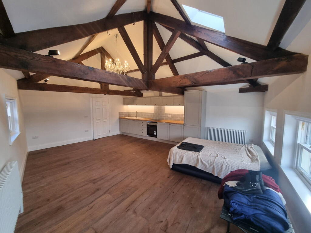 Apartment in Whitby, North Yorkshire - View 2
