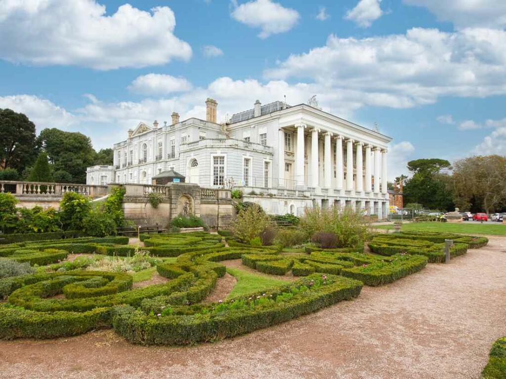 Main image of property: W-421063 - Oldway Mansion, Torquay Road, Paignton TQ3 2TY