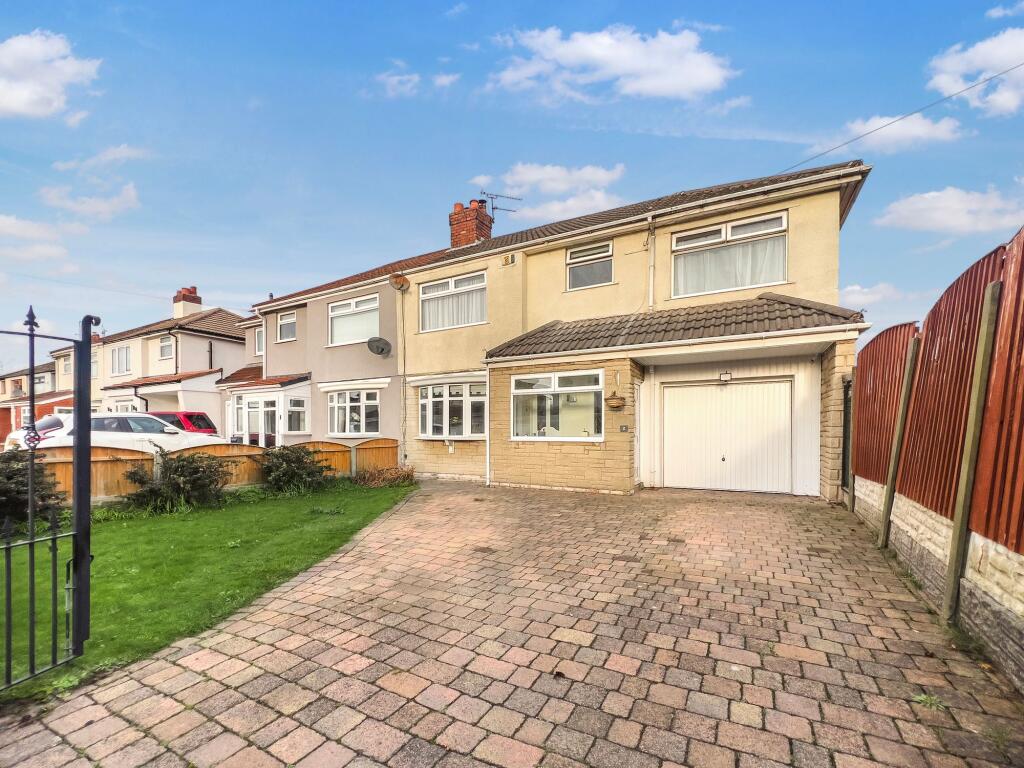 Main image of property: Pimbley Grove West, Maghull, L31