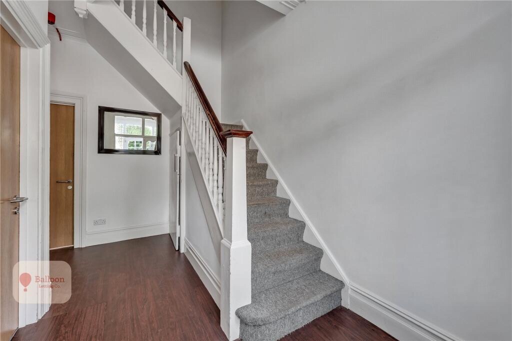 7 bedroom terraced house for rent