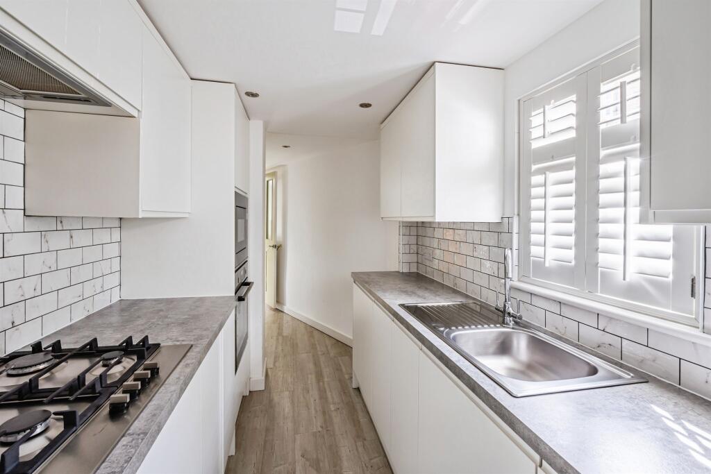 House in Lewes, Seaford - More