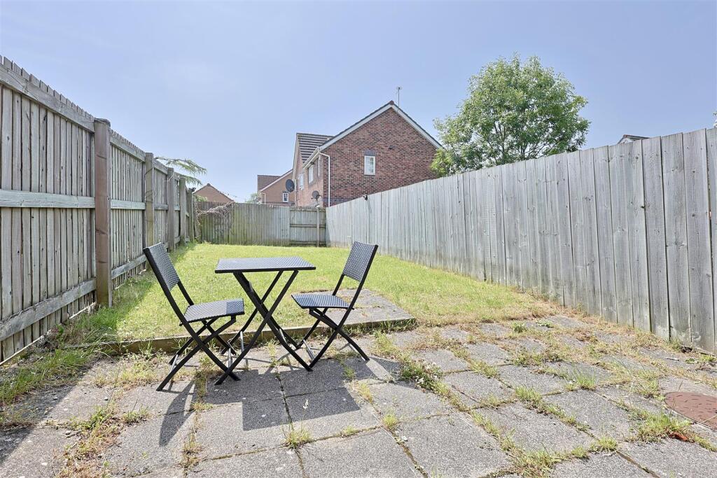 West Farm Wynd, Longbenton, Newcastle upon Tyne NE12 photo 2