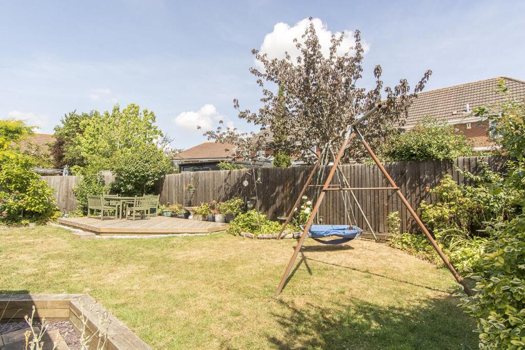 Lavender Close, Lutterworth photo 2