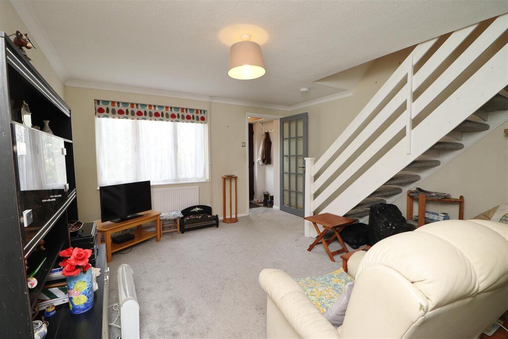 House in Hertsmere, Elstree and Borehamwood - View 3