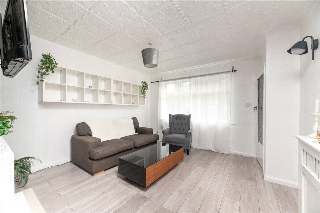 House in Leeds, Low Town End, Morley - View 4