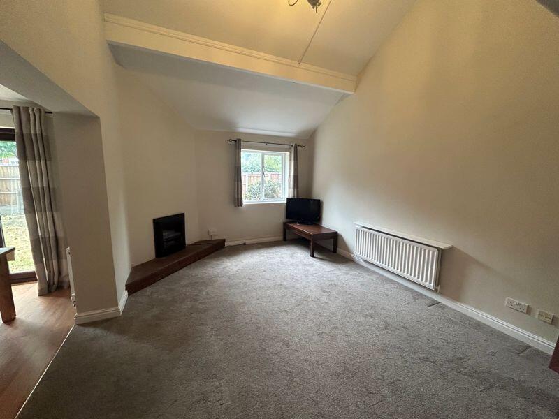 House in Birmingham, West Midlands - More