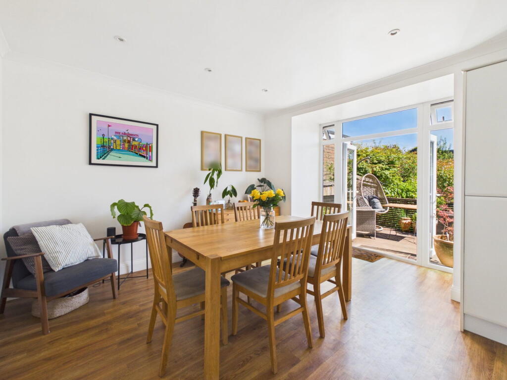 House in Worthing, West Sussex - View 3