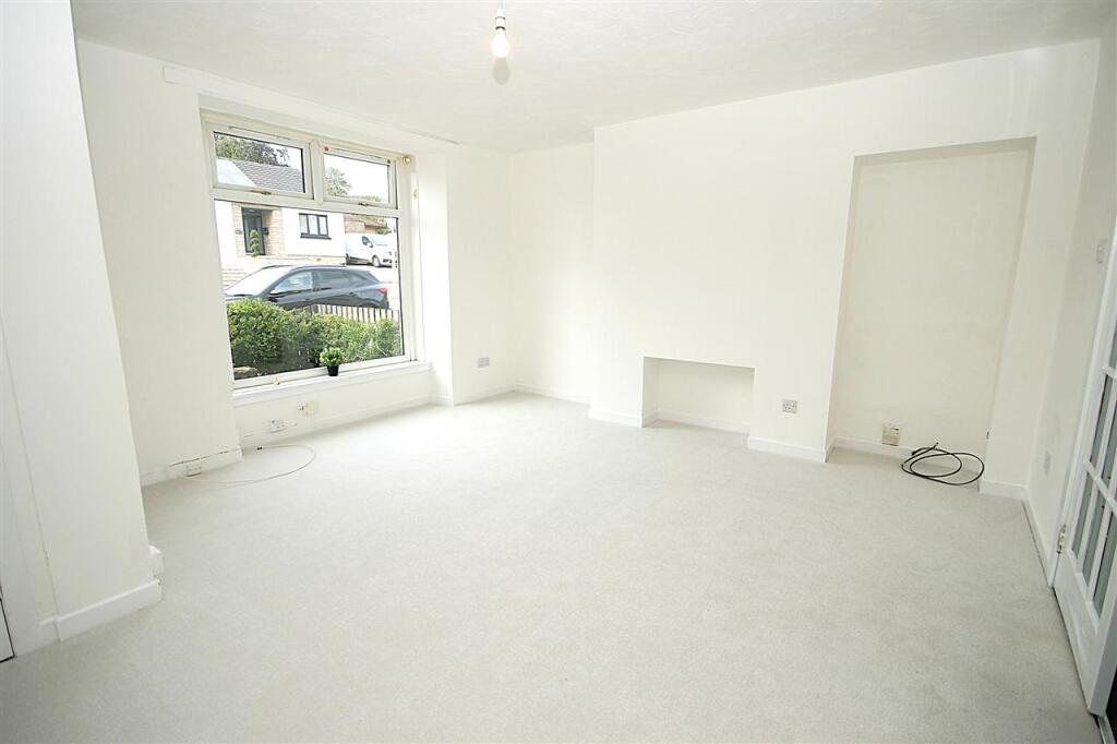 Coatbridge Road, Glenmavis, Airdrie photo 2