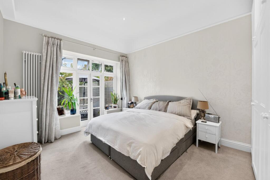 Apartment in London - View 4