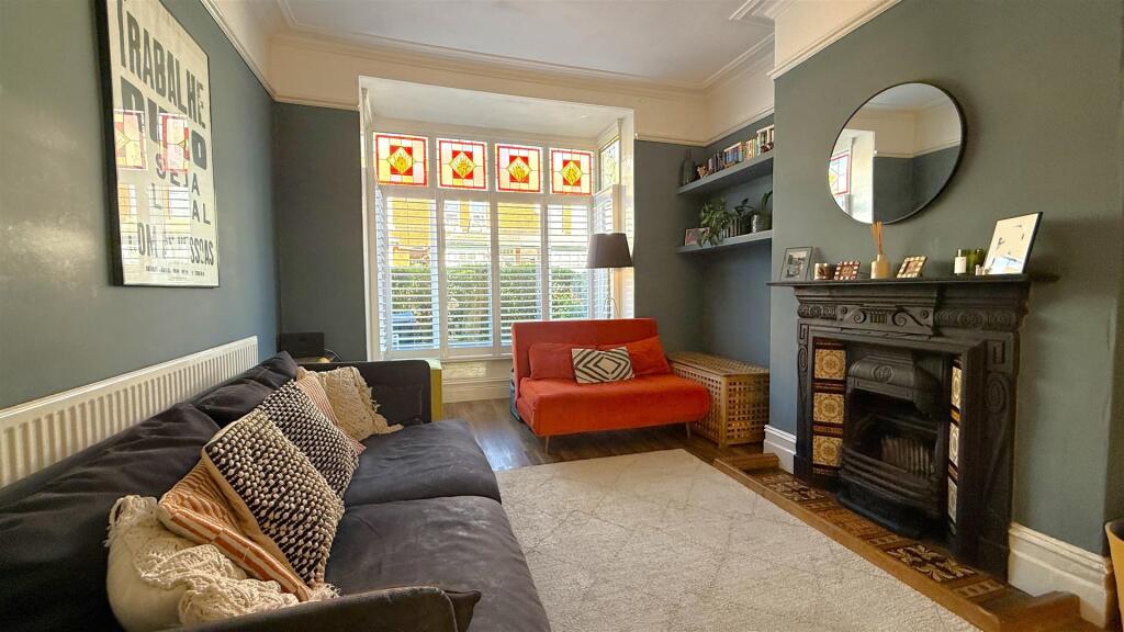House in Birmingham, Bournville - View 2