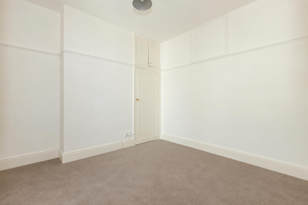 Apartment in Hove, Aldrington - View 5