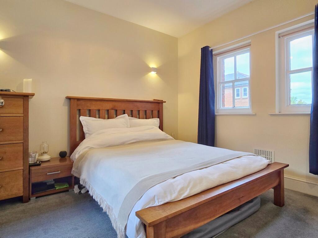 Dunstable Street, Ampthill, Bedfordshire, MK45 photo 4