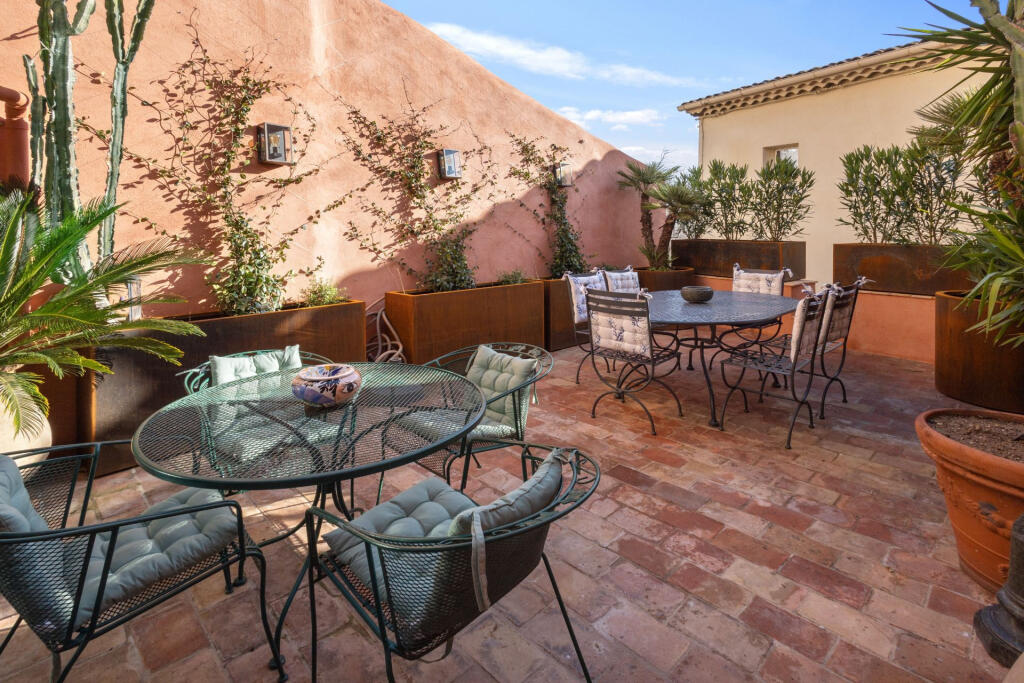Main image of property: Provence-Alps-Cote d`Azur, Var, Grimaud