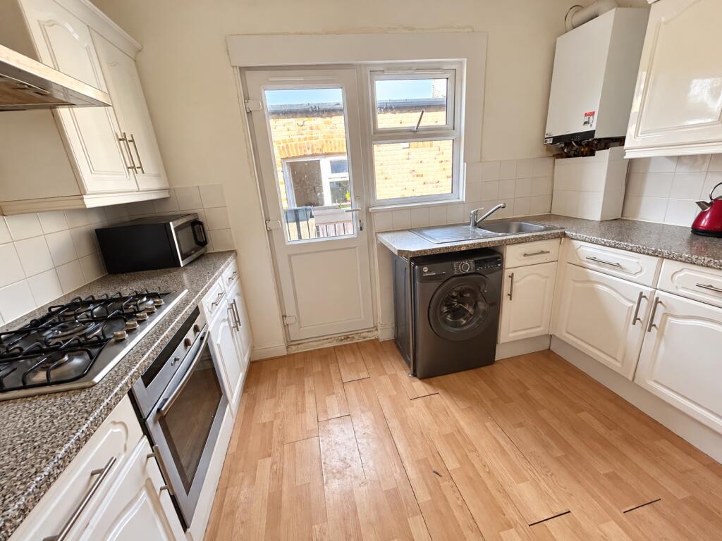 Apartment in London, Myatt's Fields, Loughborough Junction - View 3